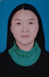 张馨月