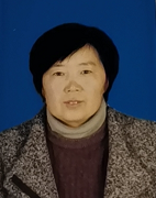 李侠